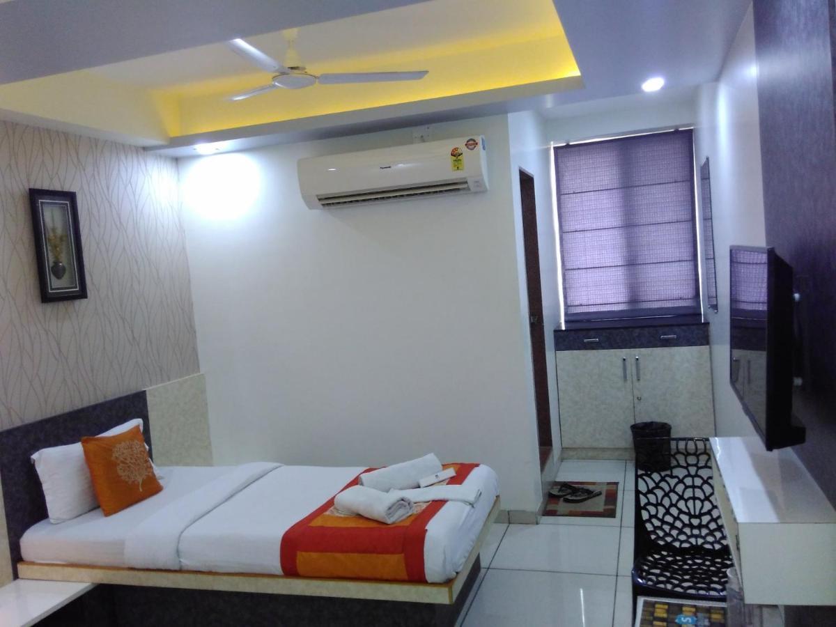 Hotel Sigma Inn Ahmedabad Exterior photo