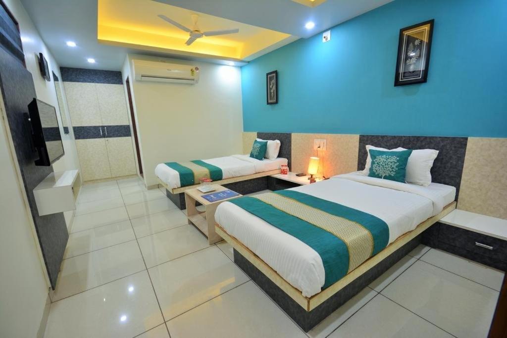 Hotel Sigma Inn Ahmedabad Exterior photo